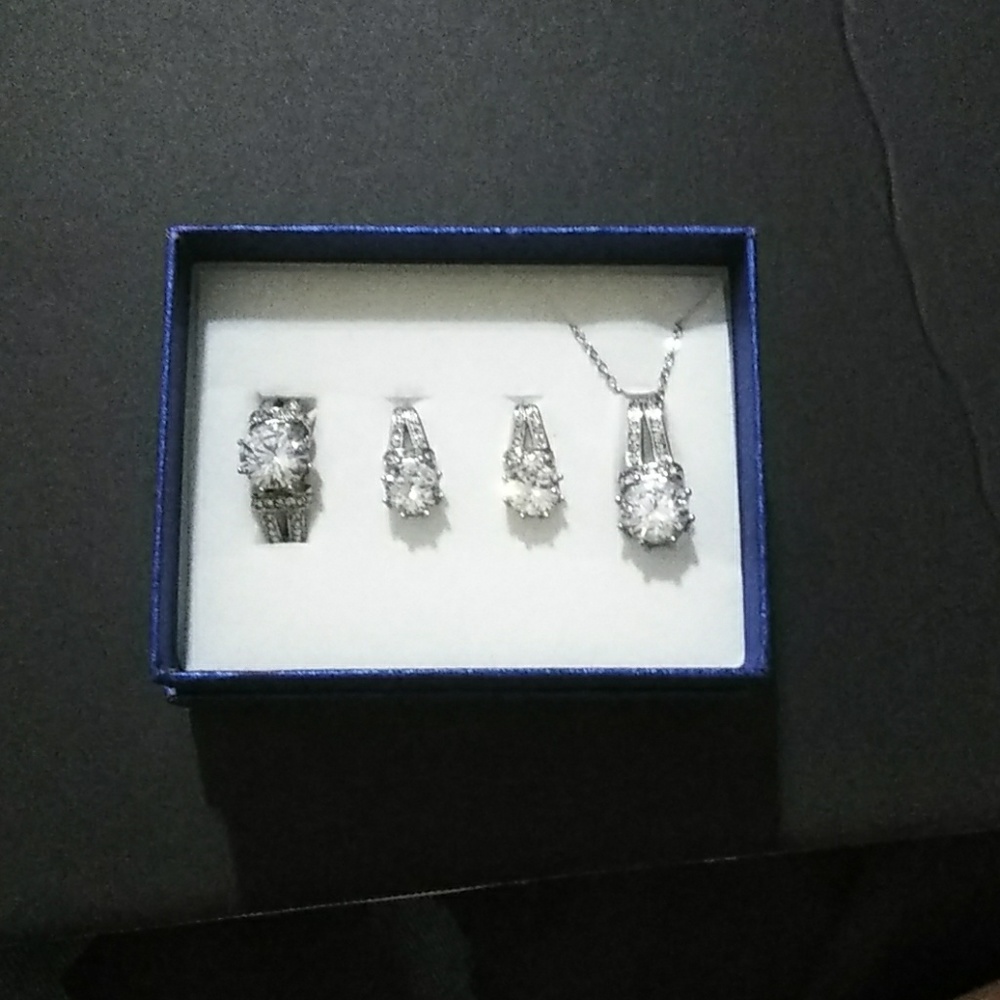 Simulated white diamond, White Austrian Crystal